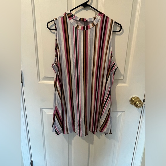 Lane Bryant Striped Sleeveless Tunic Top | 18/20 | Vertical Stripe Swing Fit - Picture 1 of 7